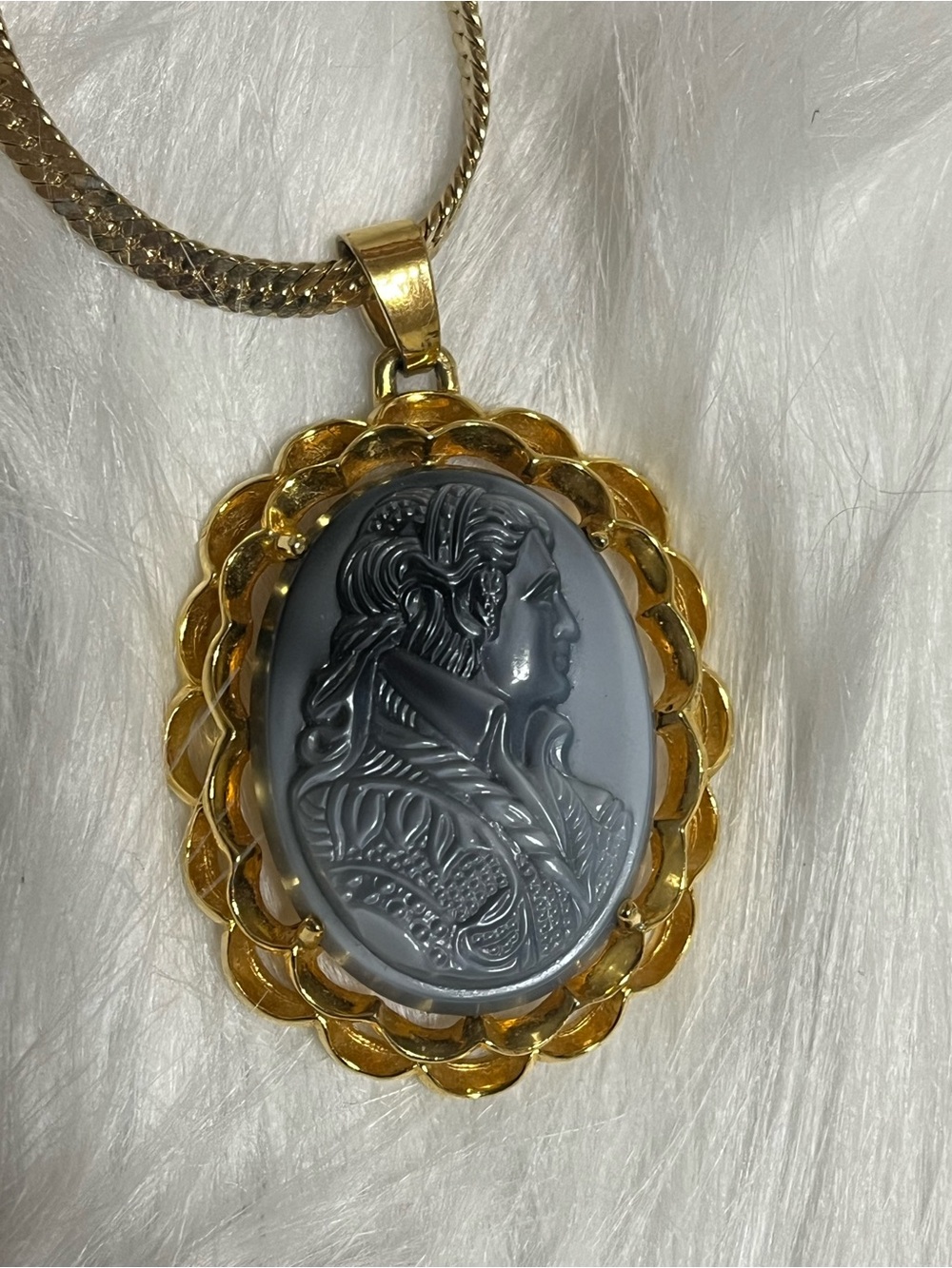 Vintage Cameo Necklace